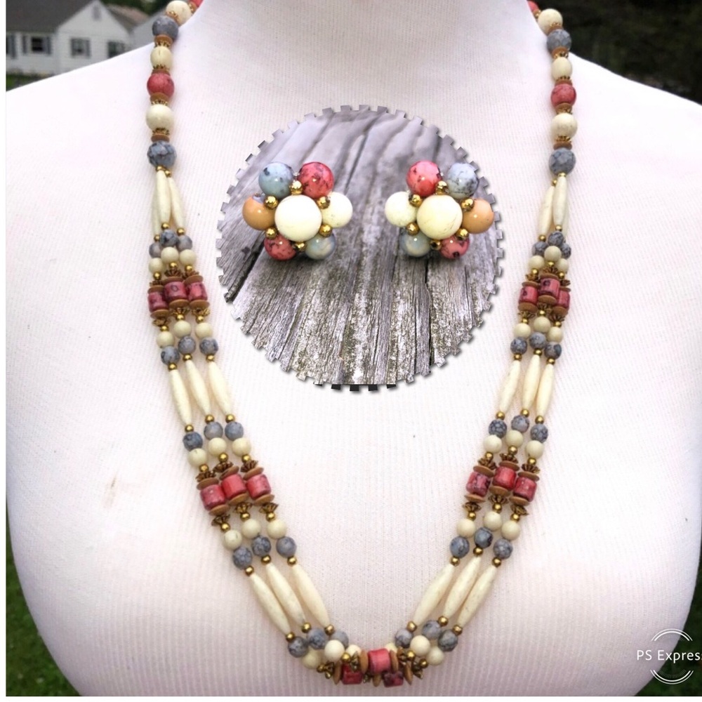 - Vintage Ivory/Blue/Pink Necklace & Earring Set! EUC!